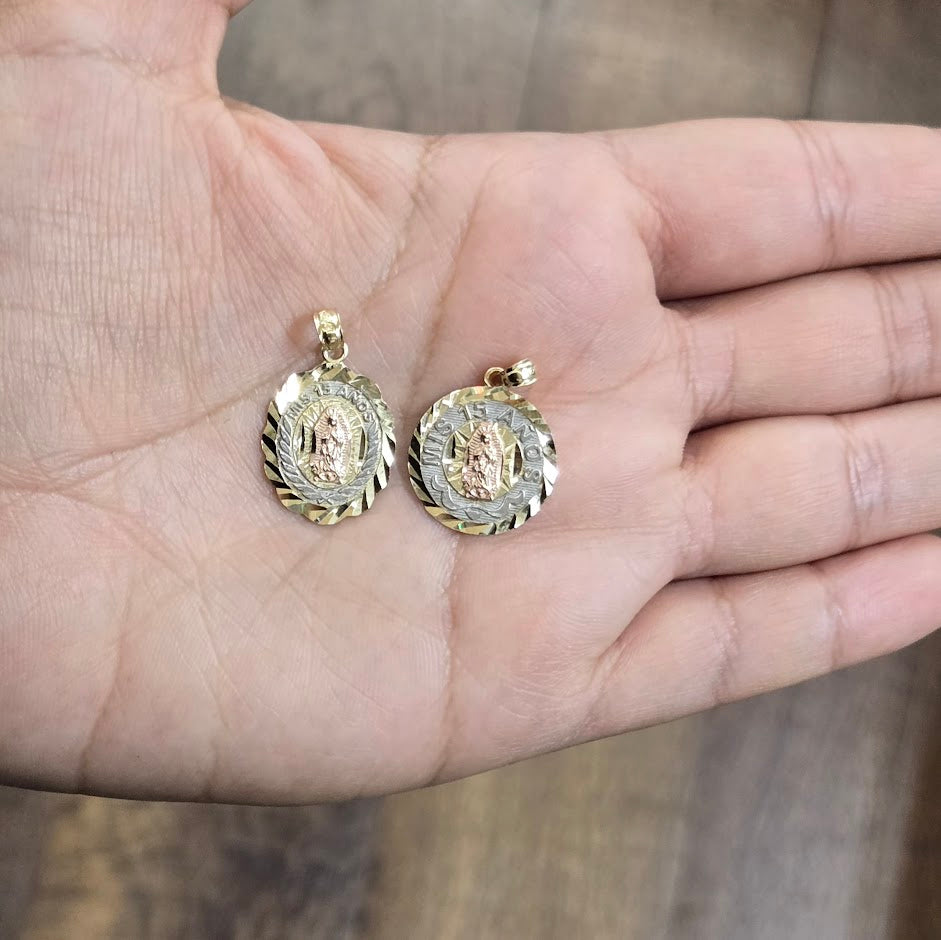 14k Gold Virgin Mary Pendant, Quince Virgen Charm, Mis Quince Años