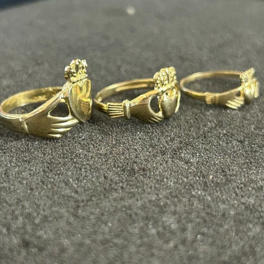 10k Gold Hands Holding Heart with Crown Ring, Gold Heart Ring, Heart with Crown Ring, Women's Gold Ring